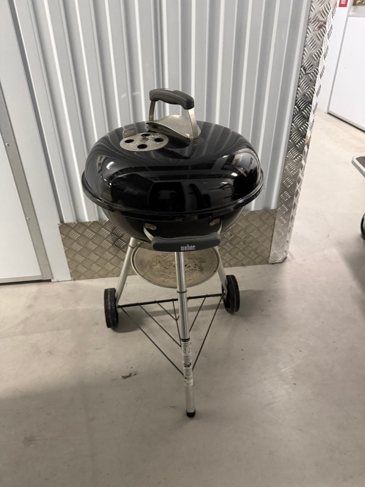 Weber barbeque (47 cm) – Incl gloednieuwe brikettenstarter!, Ophalen, Zo goed als nieuw