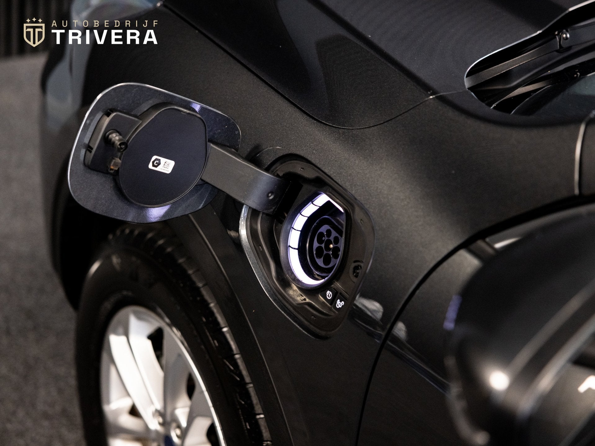 Foto 6 van Ford Kuga 2.5 PHEV Titanium l SoH 96% l CAM 360° l CARPLAY