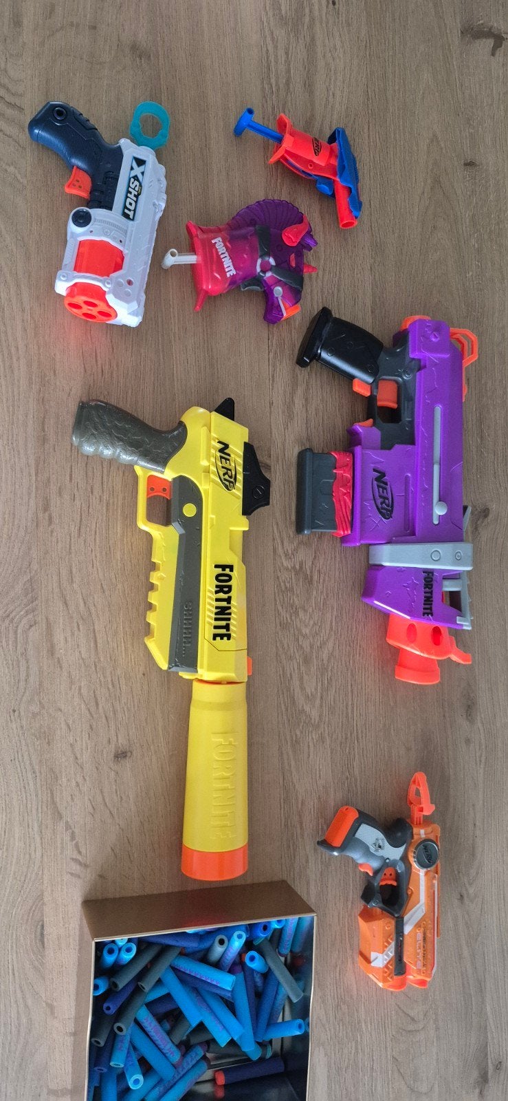 nerf pistolen, Kinderen en Baby's, Speelgoed | Buiten | Actiespeelgoed, Ophalen of Verzenden, Zo goed als nieuw