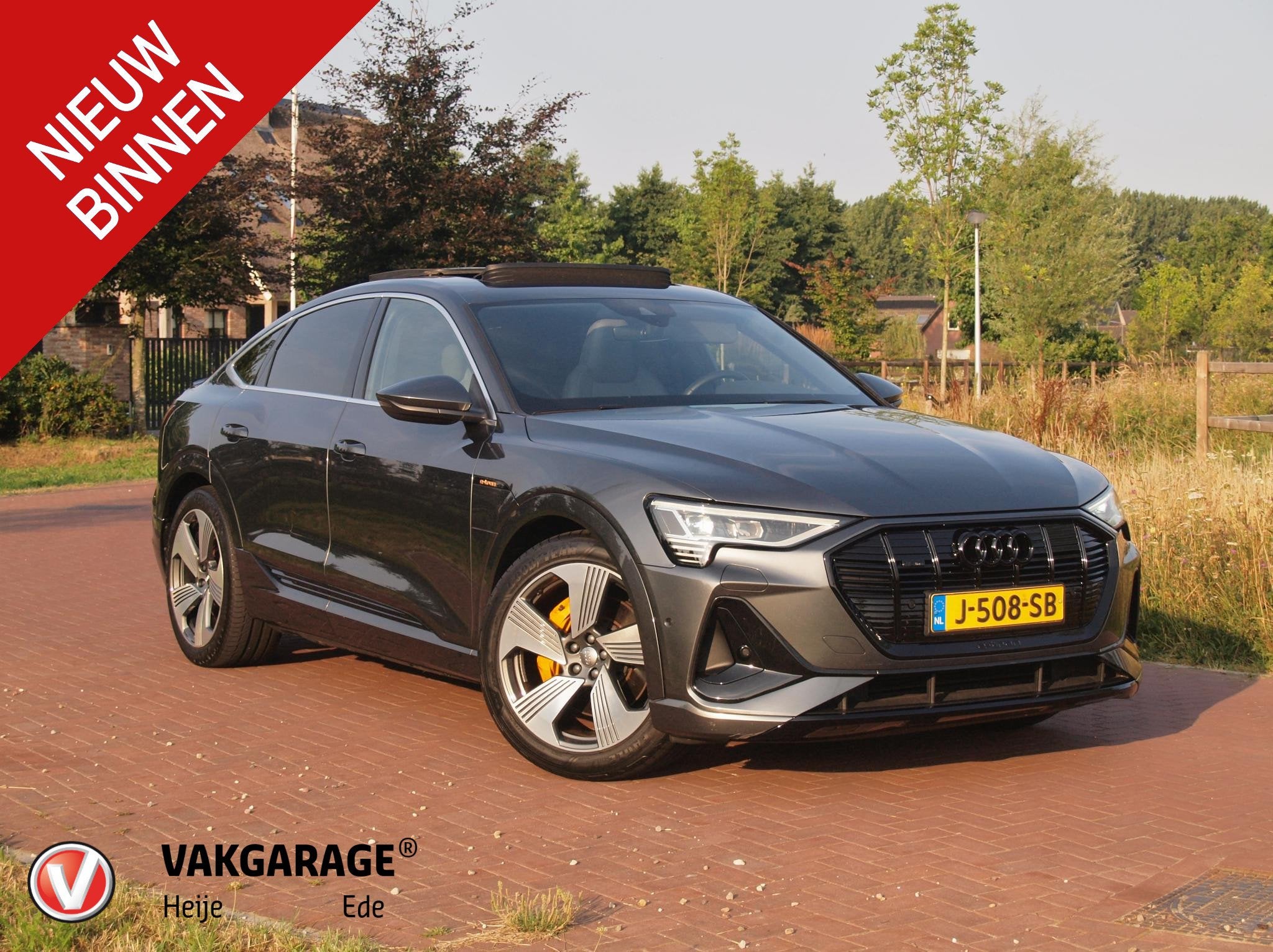 Audi e-tron Sportback 55 quattro S edition 95 kWh | SOH 92%, Auto's, Automaat, 131 €/maand, 95 kWh, Automatische klimaatregeling