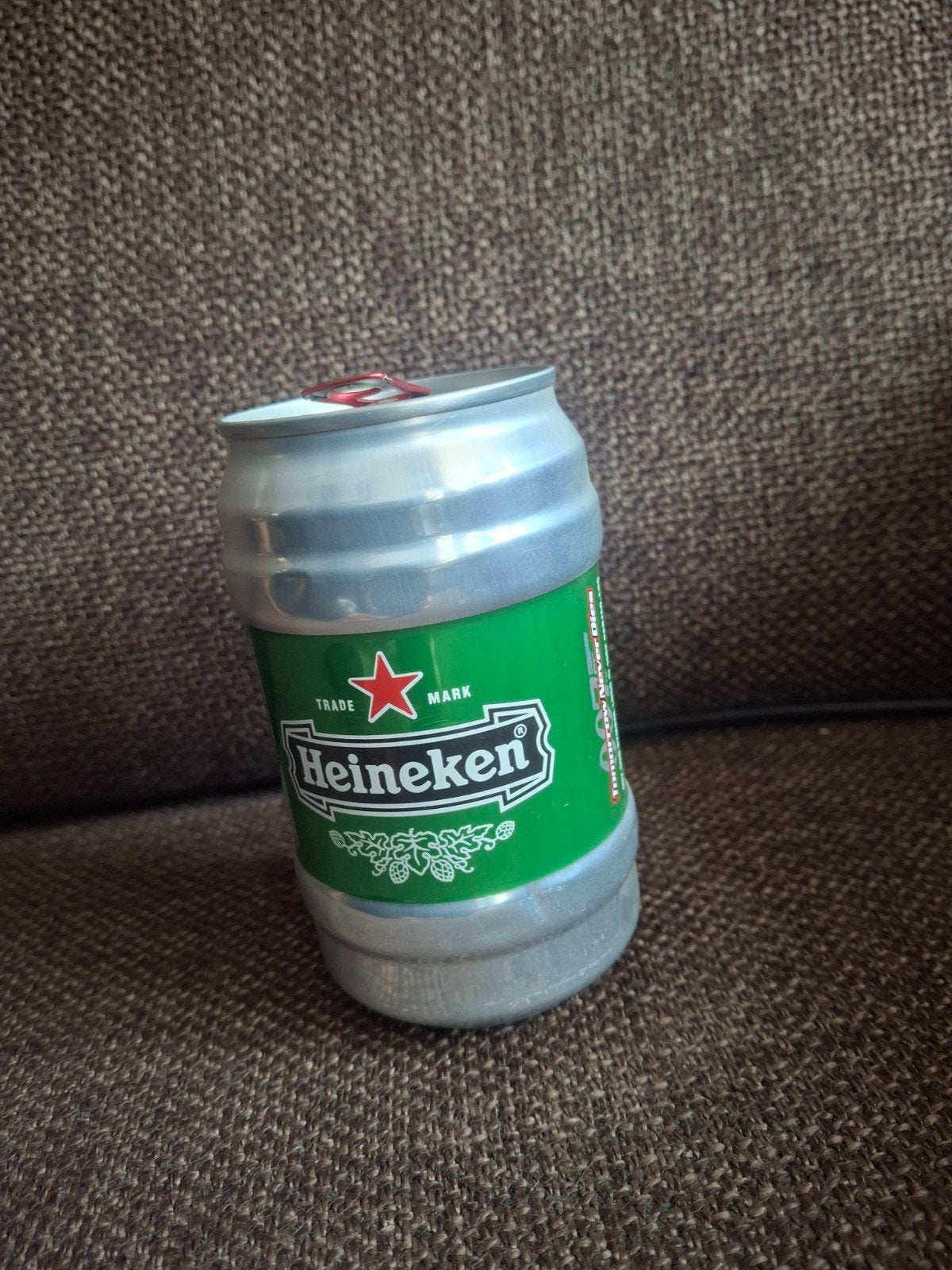 Heineken blikje James Bond Tomorrow never dies, Ophalen of Verzenden, Lichtbak of (neon) lamp