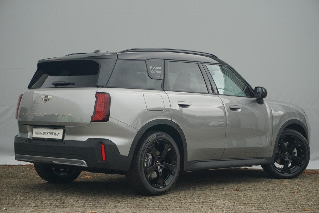 MINI Countryman E Classic Trim | M Plus Pakket, Stof, Countryman, Stoelverwarming, 67 kWh