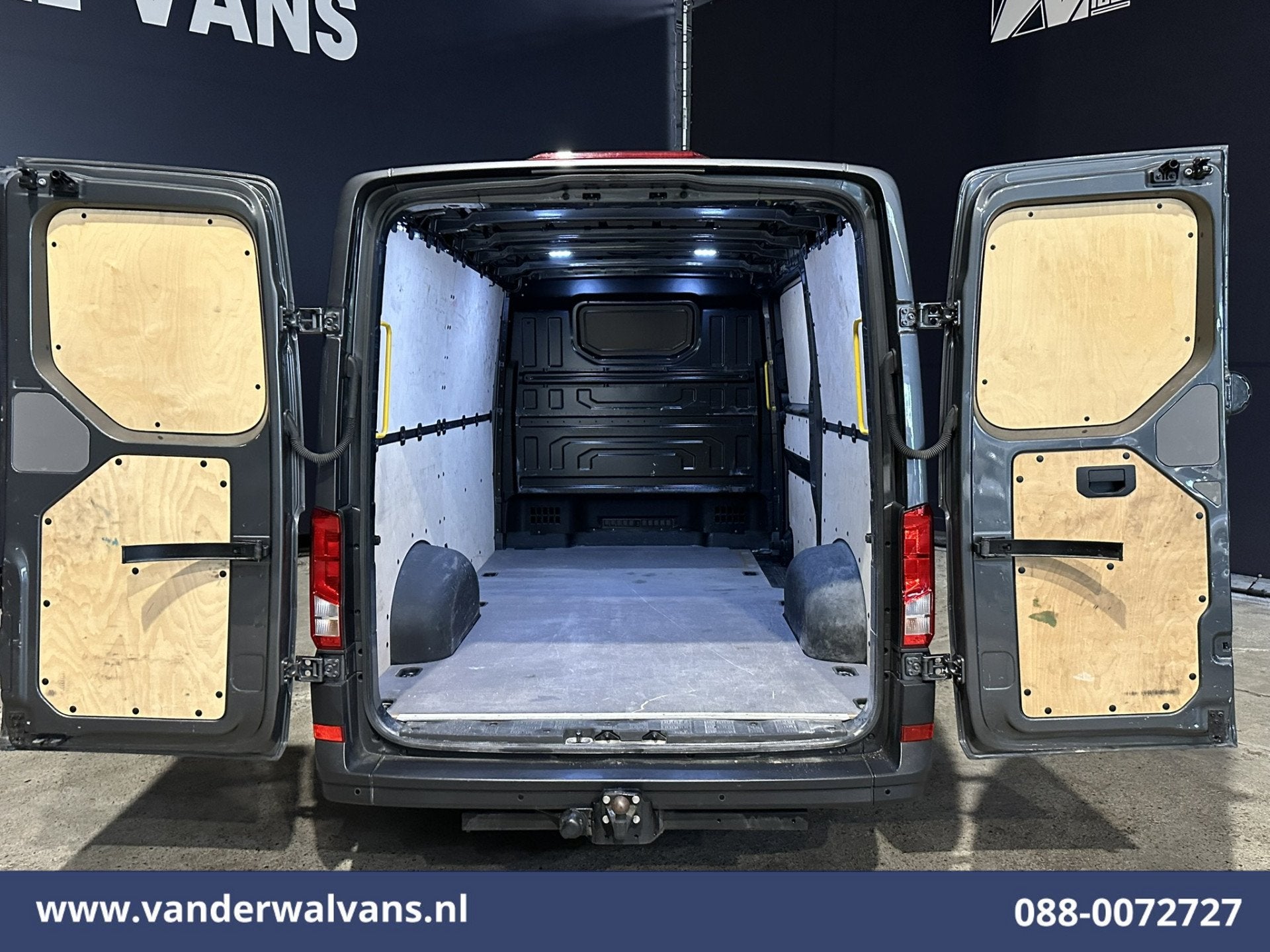 Volkswagen Crafter 2.0 TDI L3H2 L2H1 Euro6 Airco | 2500kg Tr, Auto's, Bestelauto's, Voorwielaandrijving, Stof, Gebruikt, 4 cilinders