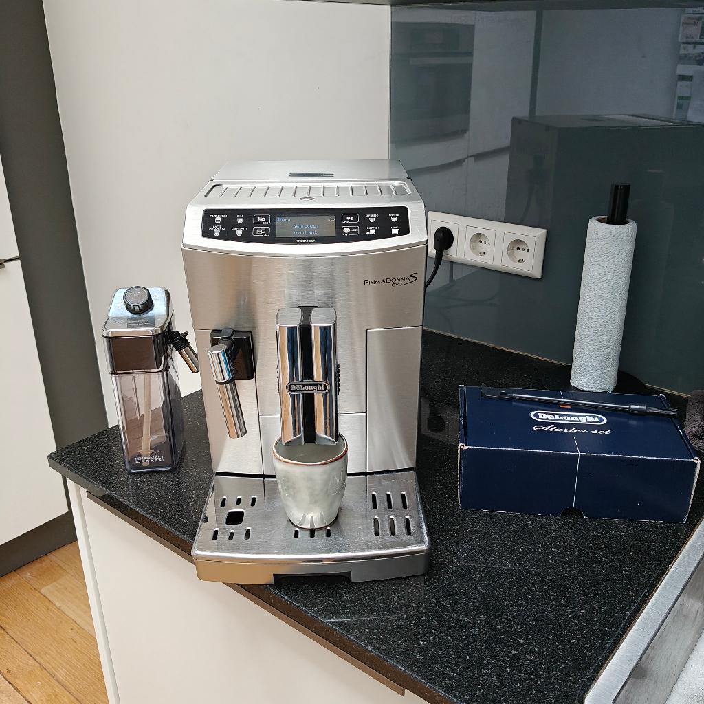 Volautomatische koffiemachine, Ophalen, Gebruikt, Koffiemachine, Koffiebonen