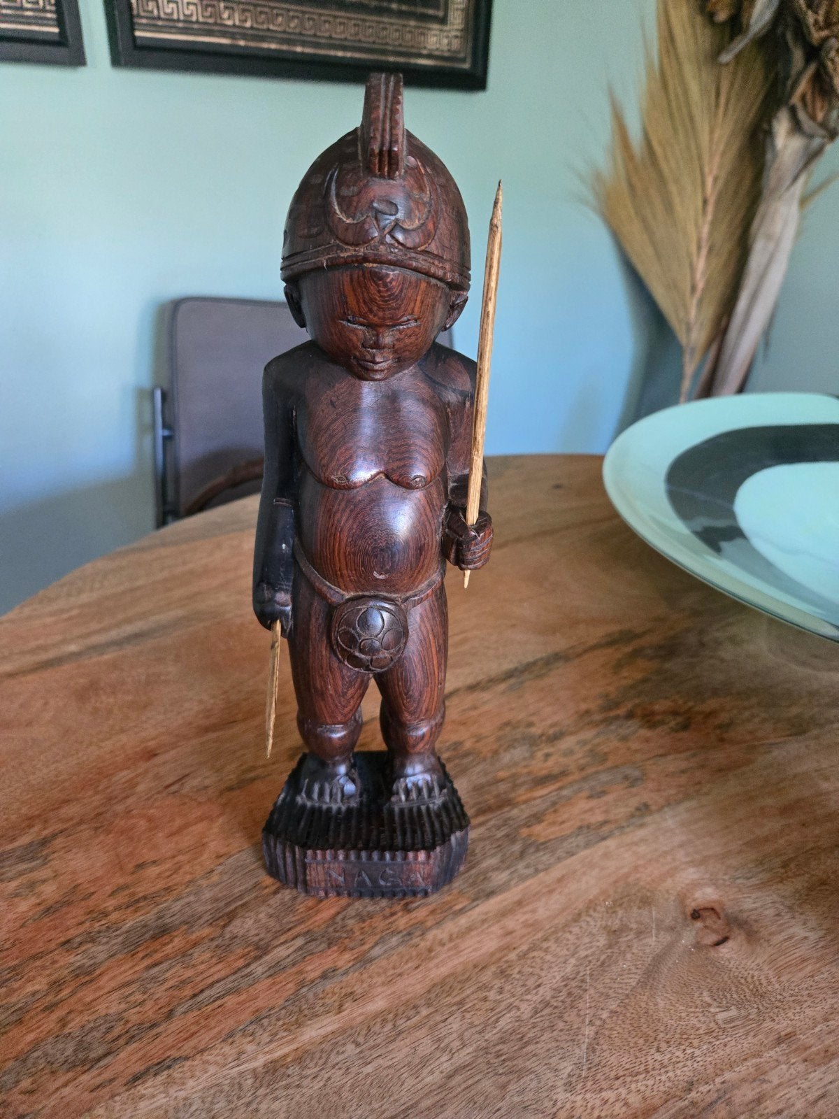 Handgemaakt Houten Tribale Krijger Sculptuur, Antiek en Kunst, Houtsnijwerk, Ophalen of Verzenden, Handgemaakt, Hout