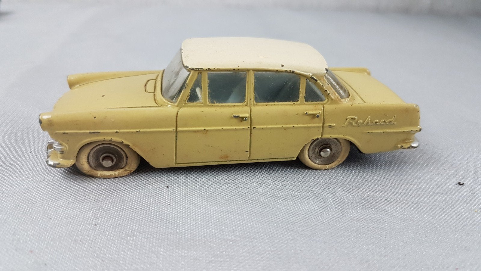 Dinky Toys 554 Opel Rekord, Ophalen of Verzenden, Gebruikt, Auto