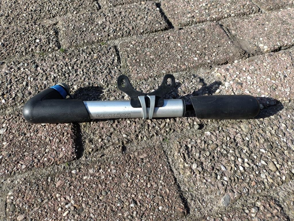 Decathlon fietspomp, Ophalen of Verzenden