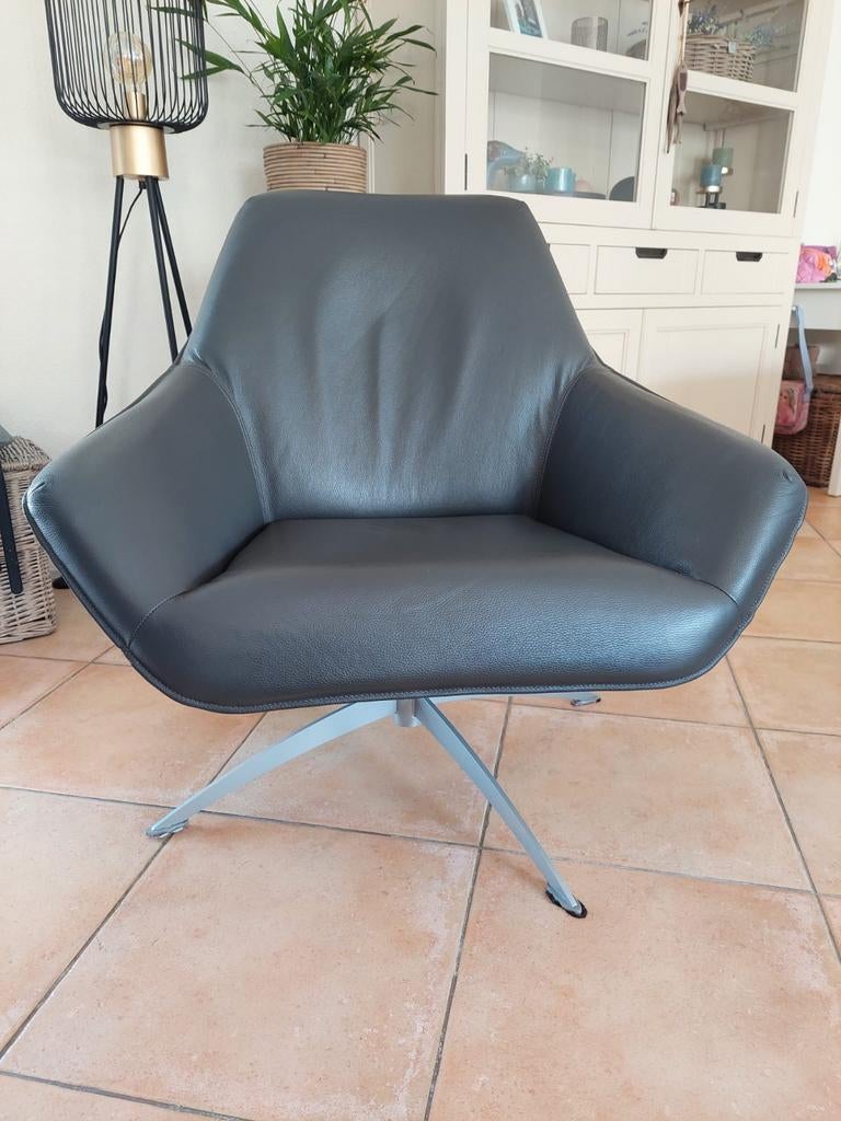 Moderne draaibare fauteuil - Grijs leer en stof MONTEL, Huis en Inrichting, Stoelen, Ophalen, Leer, Zo goed als nieuw, Eén
