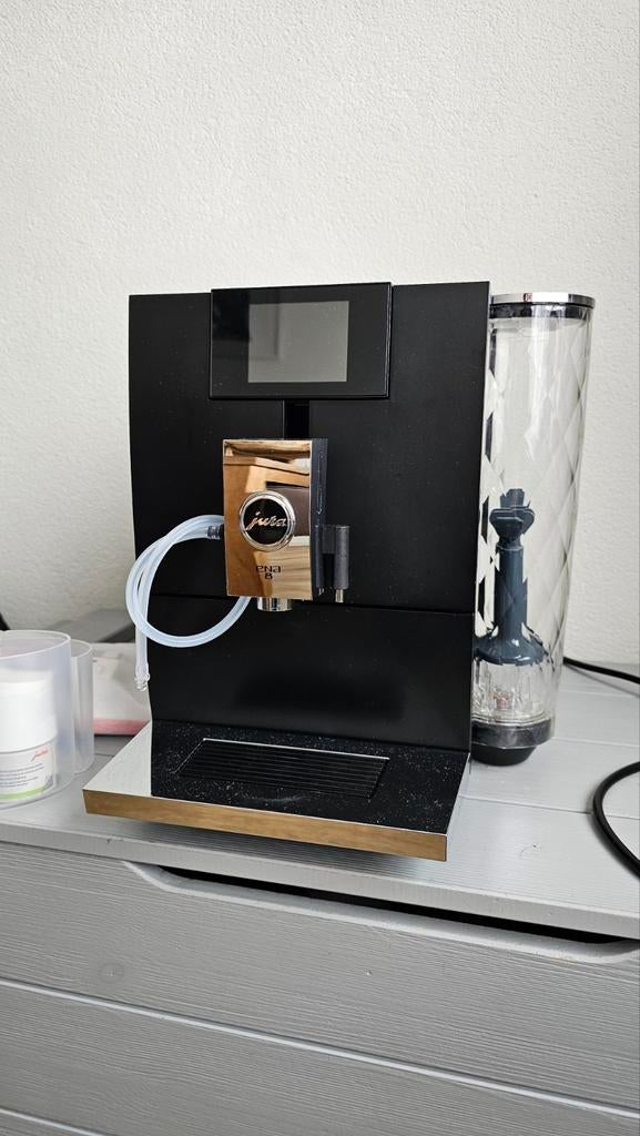 NETTE JURA ENA 8 Full Metropolitan Black (EC)  - refurbished, Ophalen, Gemalen koffie, 10 kopjes of meer, Afneembaar waterreservoir