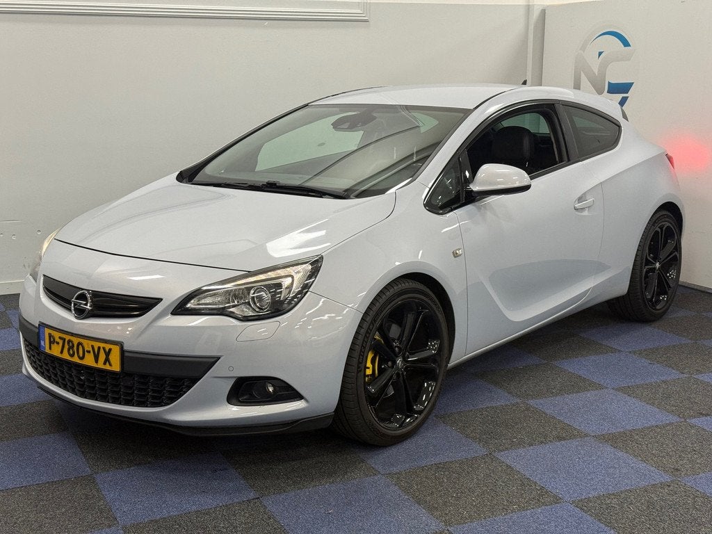 Opel Astra GTC 1.6 Turbo Sport / OLIE EN KOELVLOEISTOF LEKAG, Voorwielaandrijving, Gebruikt, Parkeersensor, 4 cilinders