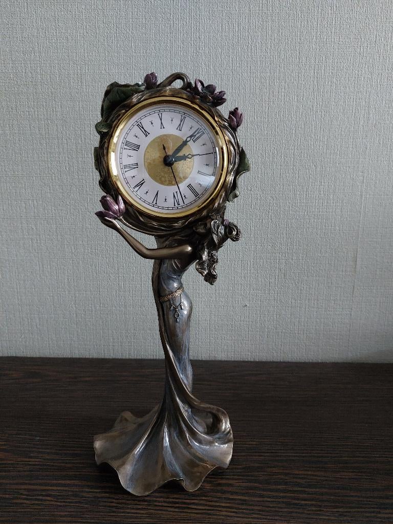 Klokje op beeld, art nouveau, Ophalen of Verzenden