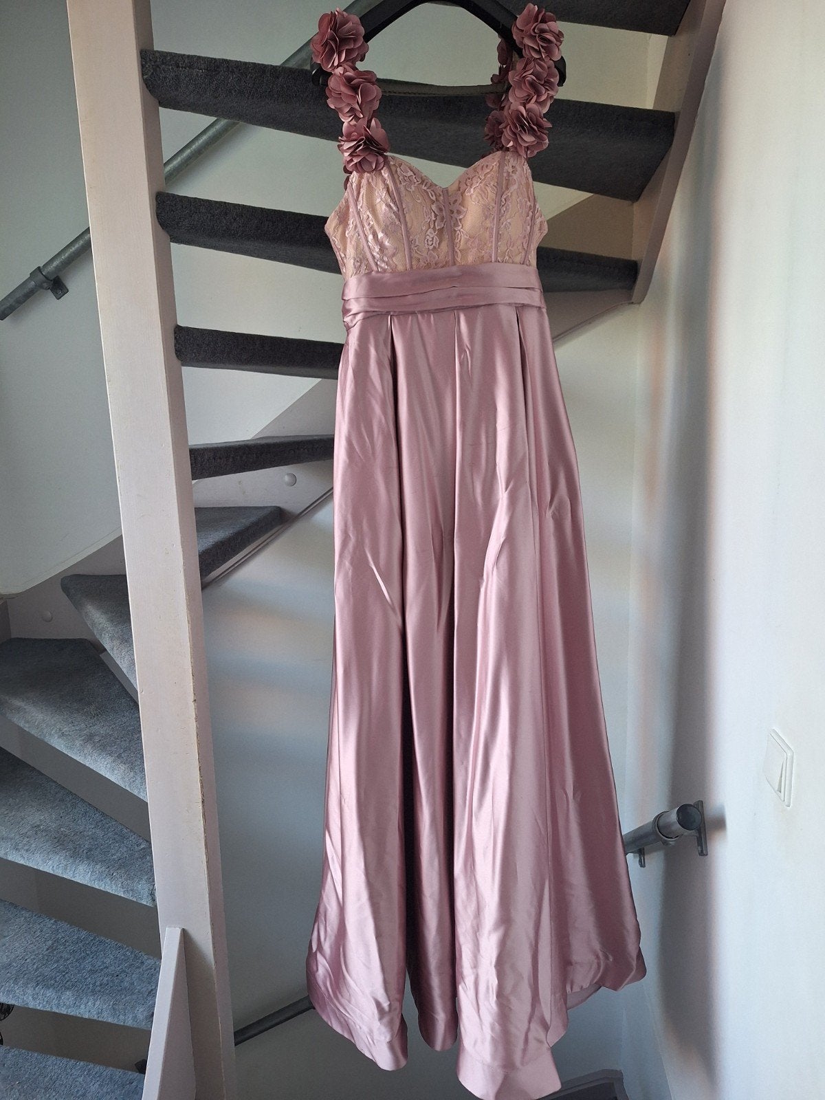 Mooie nieuwe galajurk - XL - moet gewassen worden, Kleding | Dames, Gelegenheidskleding, Galajurk, Maat 46/48 (XL) of groter, Nieuw