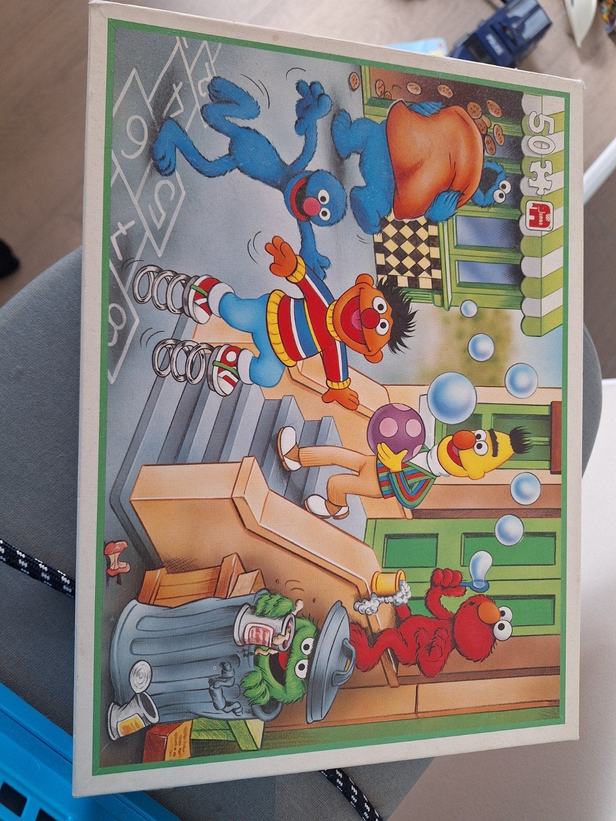 Sesamstraat puzzel met Elmo, Ernie en Oscar, Ophalen of Verzenden, Meer dan 50 stukjes, Gebruikt, 2 tot 4 jaar