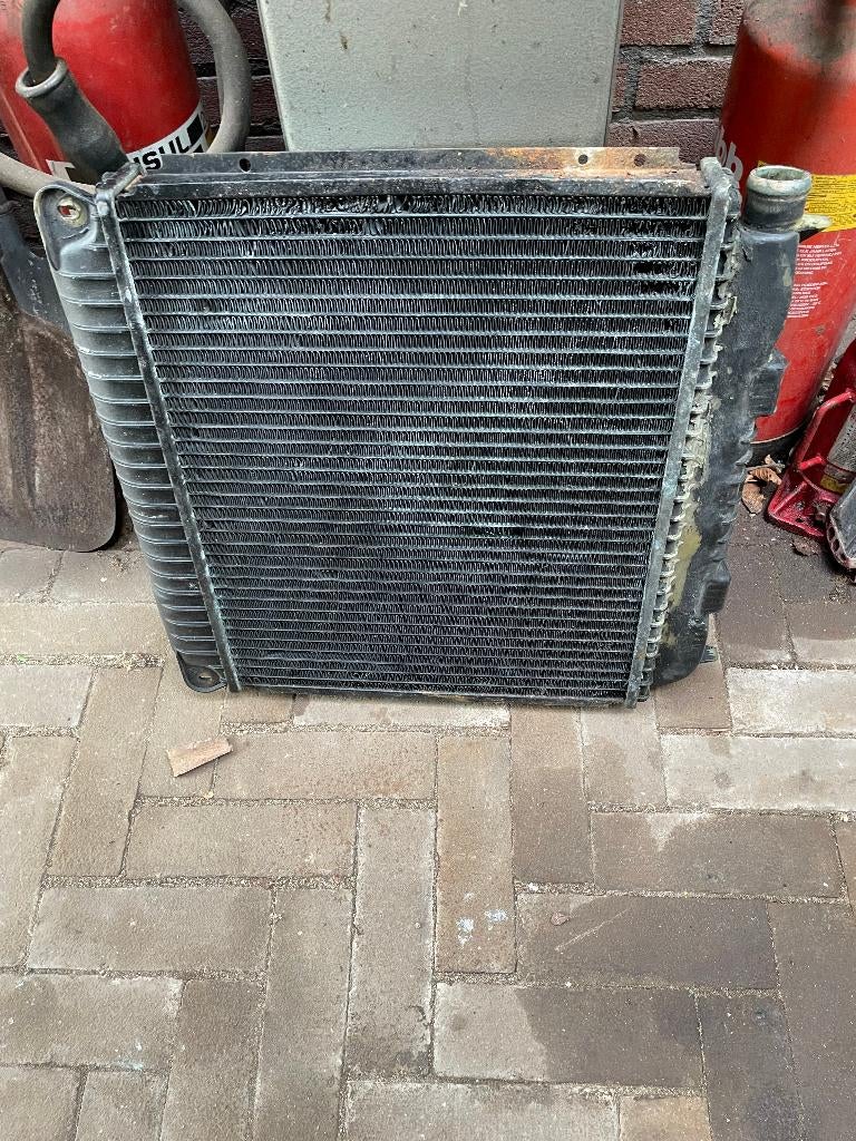 Gezocht: radiateur BMW e21 323i (pre-facelift), Auto-onderdelen, Motor en Toebehoren, Ophalen, Gebruikt, BMW