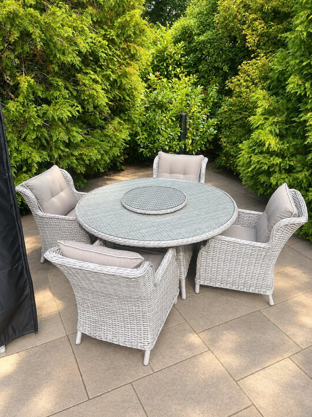 Rieten tuinset nieuwe kussenset met draaiplateau, Tuin en Terras, Tuinsets en Loungesets, Ophalen of Verzenden, Zo goed als nieuw