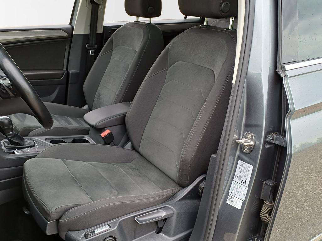 Volkswagen Tiguan Allspace 1.4 TSI Comfortline Business 7-Pe, Auto's, Volkswagen, 4 cilinders, 150 pk, Origineel Nederlands, SUV of Terreinwagen
