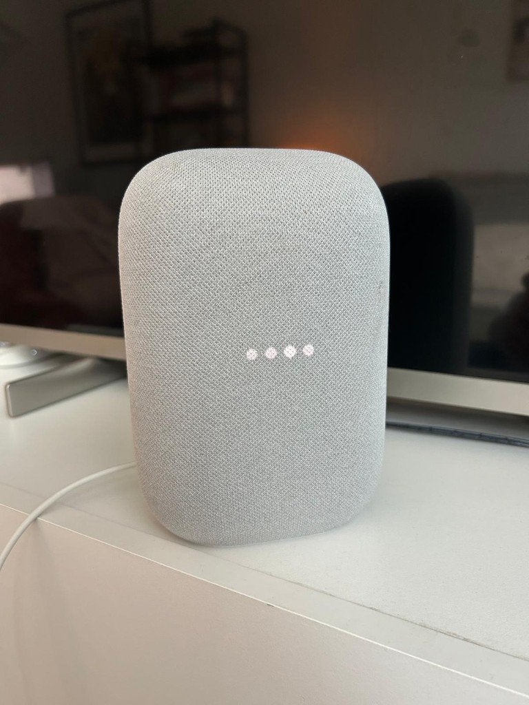 Google Nest Audio - slimme luidspreker, Audio, Tv en Foto, Ophalen of Verzenden, Inclusief kabels, Minder dan 60 watt, Boekenplank luidspreker