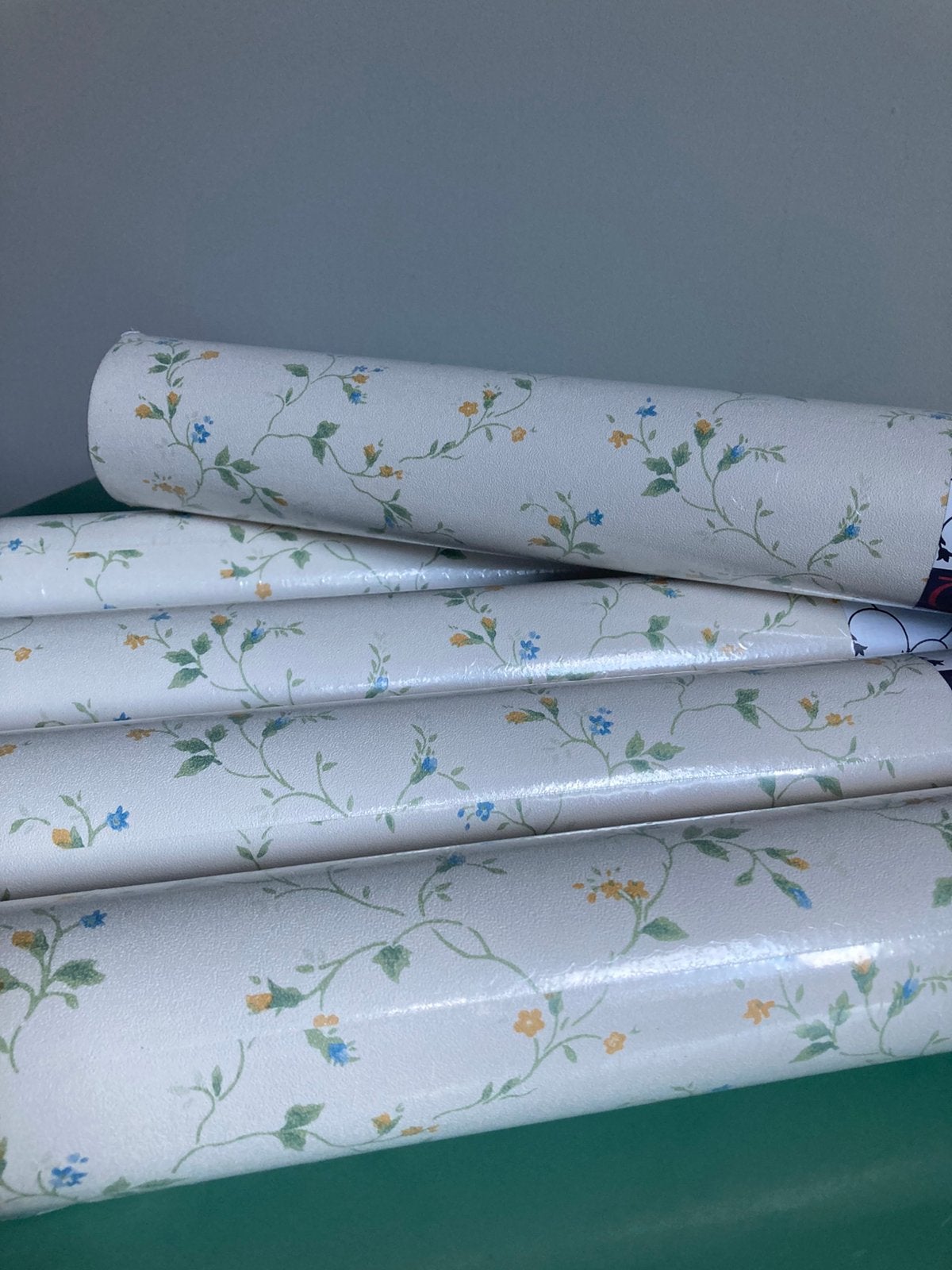 5 brand new rolls of wallpaper | Cristiana Masi - Blooming, Bloemen, Meerkleurig, Ophalen of Verzenden, Vinylbehang
