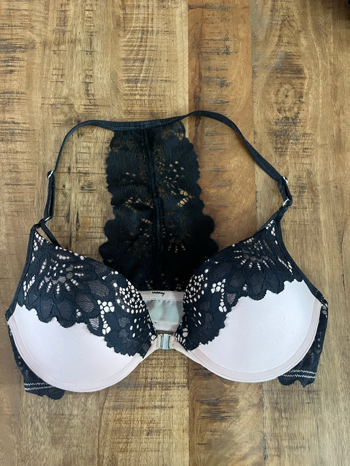 Zwarte kanten push-up BH met roze cups, Ophalen of Verzenden, Zwart, BH