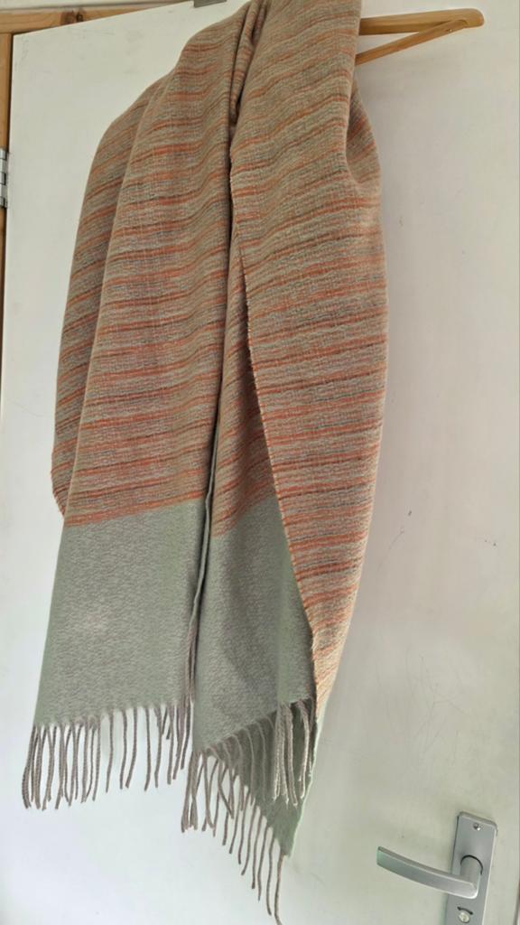 Sjaal mint kleur ibiza look, Kleding | Dames, Ophalen of Verzenden, Zo goed als nieuw, Maat 46/48 (XL) of groter, Sjaal
