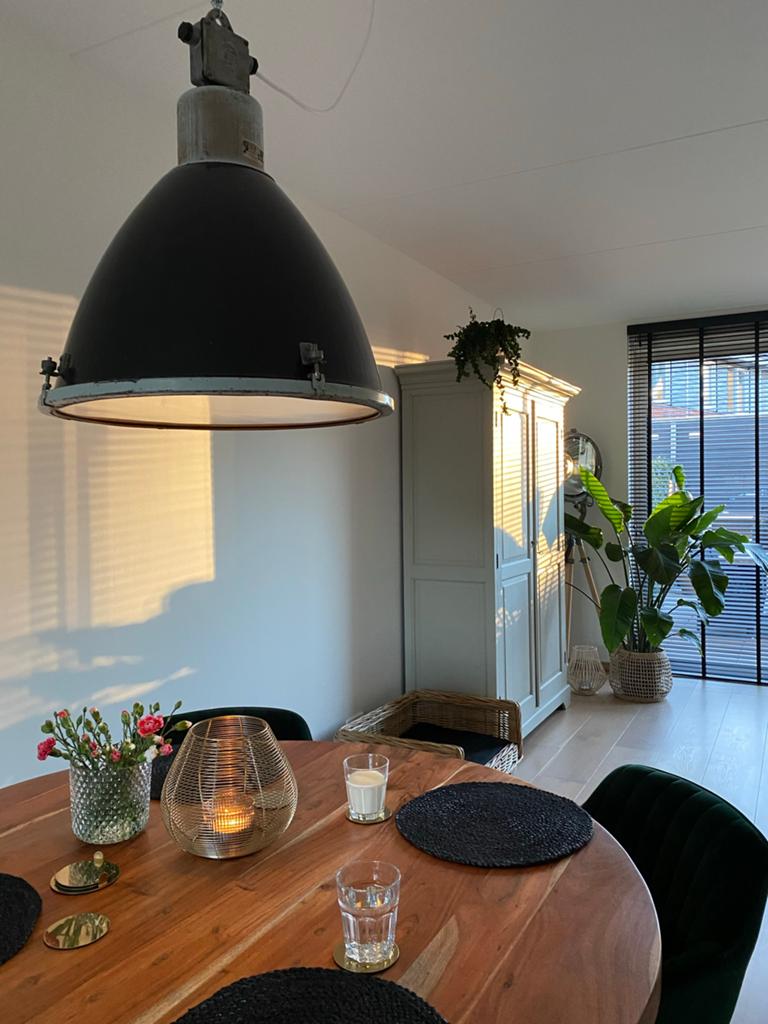 Emaille hanglamp - eettafellamp, Huis en Inrichting, Lampen | Hanglampen, Ophalen, Zo goed als nieuw, Metaal, Minder dan 50 cm