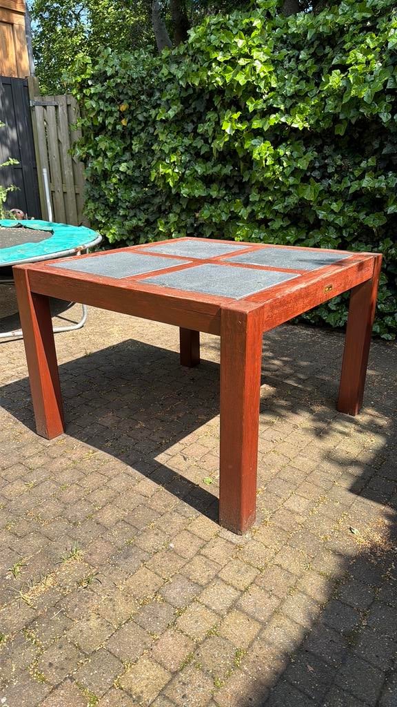 Teakhouten tuintafel met tegels (110 x 110 cm), Tuin en Terras, Ophalen, Gebruikt, Vierkant, Teakhout