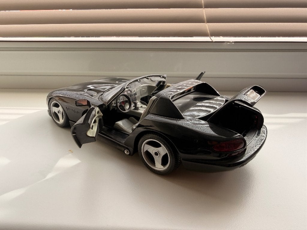 Bburago Dodge Viper RT/10 1993 Zwart schaal 01:18, Ophalen, Zo goed als nieuw, Auto, Bburago