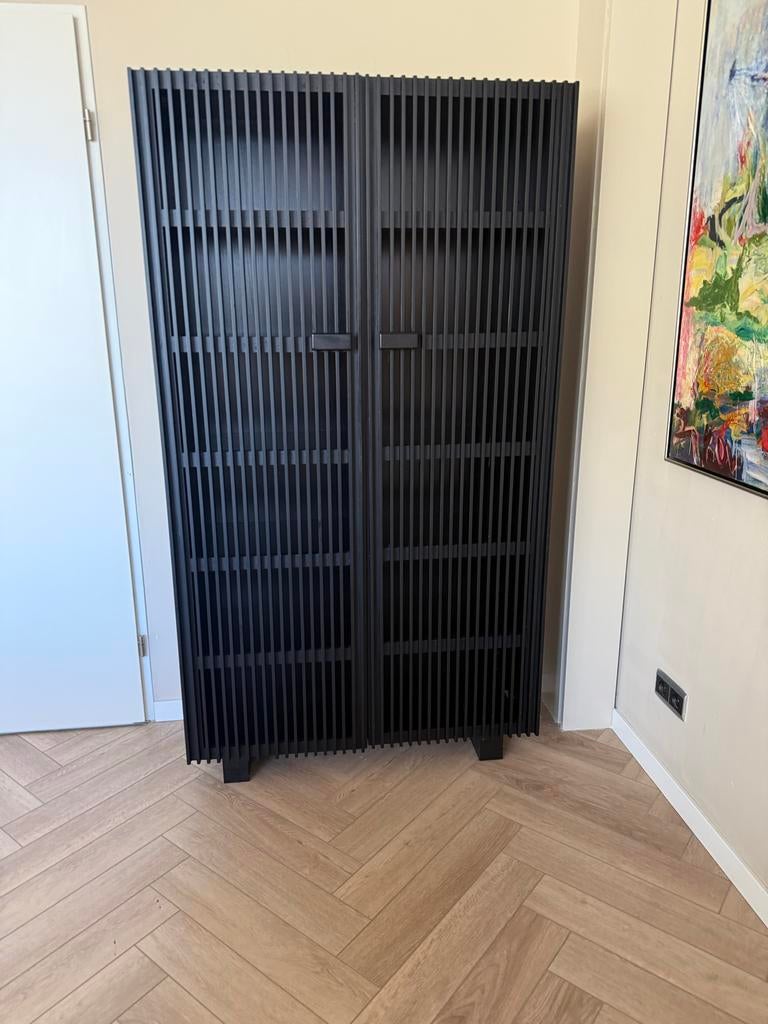 Zwarte kast Brindisi Kwantum - 100x40x180 cm - Prima staat, Ophalen, 50 tot 100 cm, Zo goed als nieuw, 150 tot 200 cm
