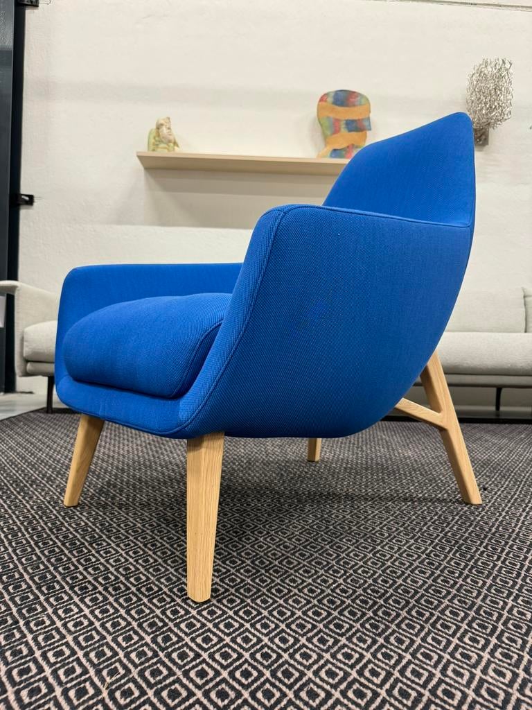 Nieuw Montis Enzo Fauteuil blauw stof Design stoel hout, Huis en Inrichting, Fauteuils, Nieuw, 75 tot 100 cm, Ophalen of Verzenden