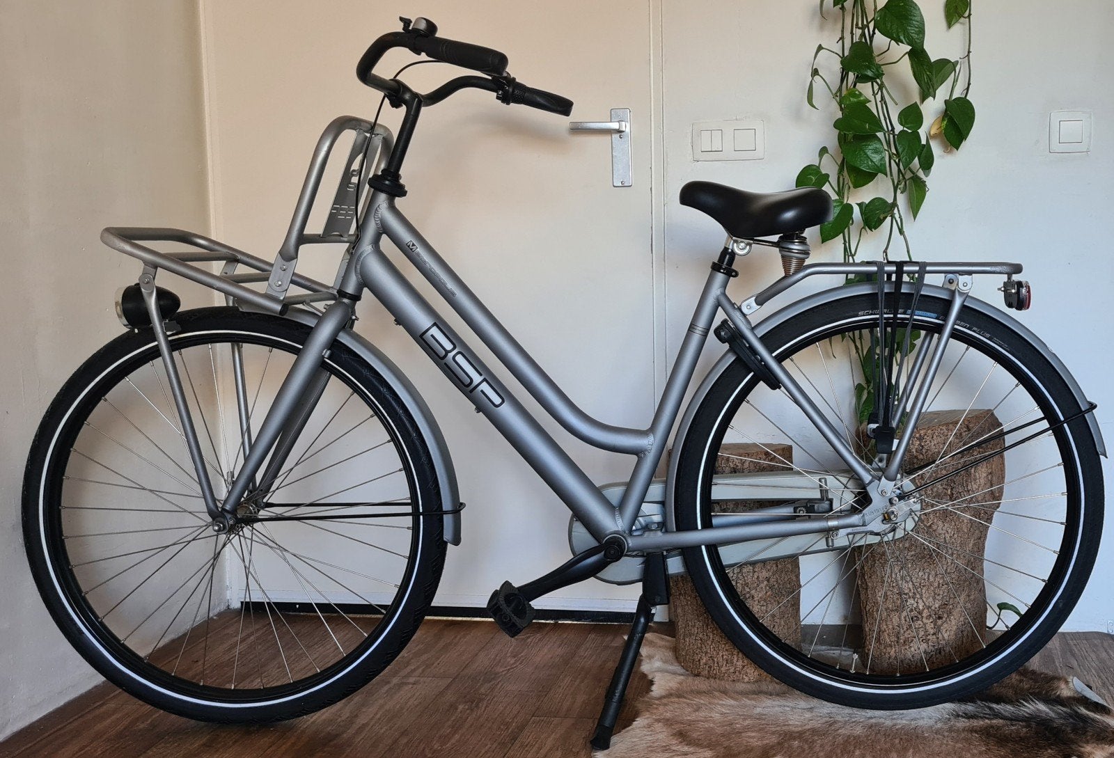 Matgrijze BSP Transportfiets || Damesfiets || Nexus 3-speed!, Fietsen en Brommers, Fietsen | Dames | Damesfietsen, Velgrem, Versnellingen