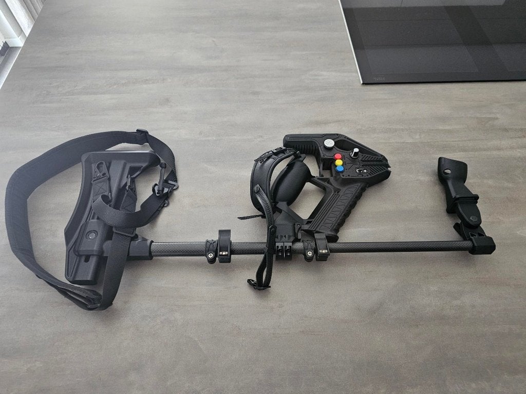 DeadEye VR Enforcer Haptic Combo for Quest (right handed), Spelcomputers en Games, Virtual Reality, Ophalen of Verzenden, Zo goed als nieuw