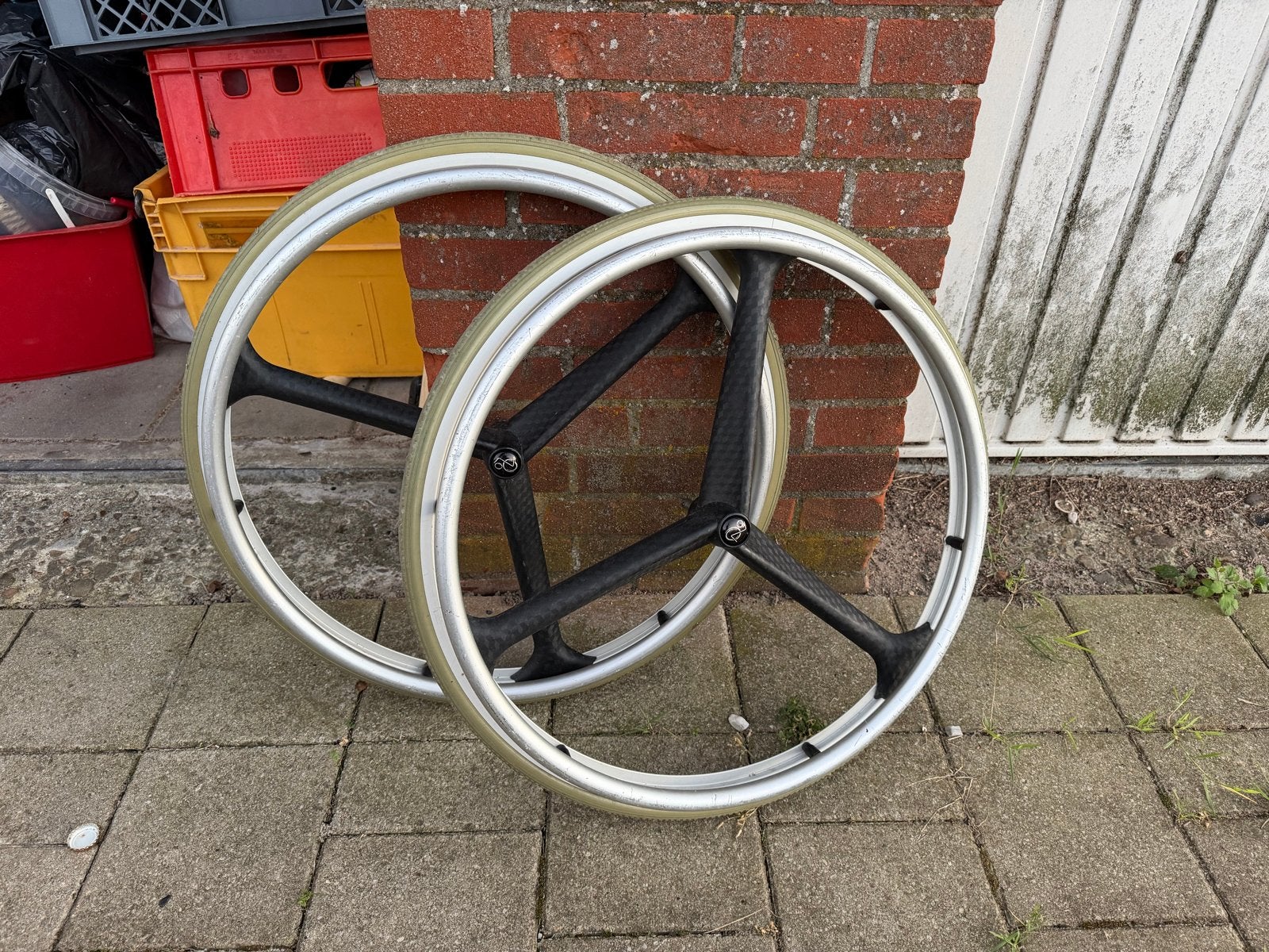 Rolstoel wielen met gladde banden, Ophalen of Verzenden