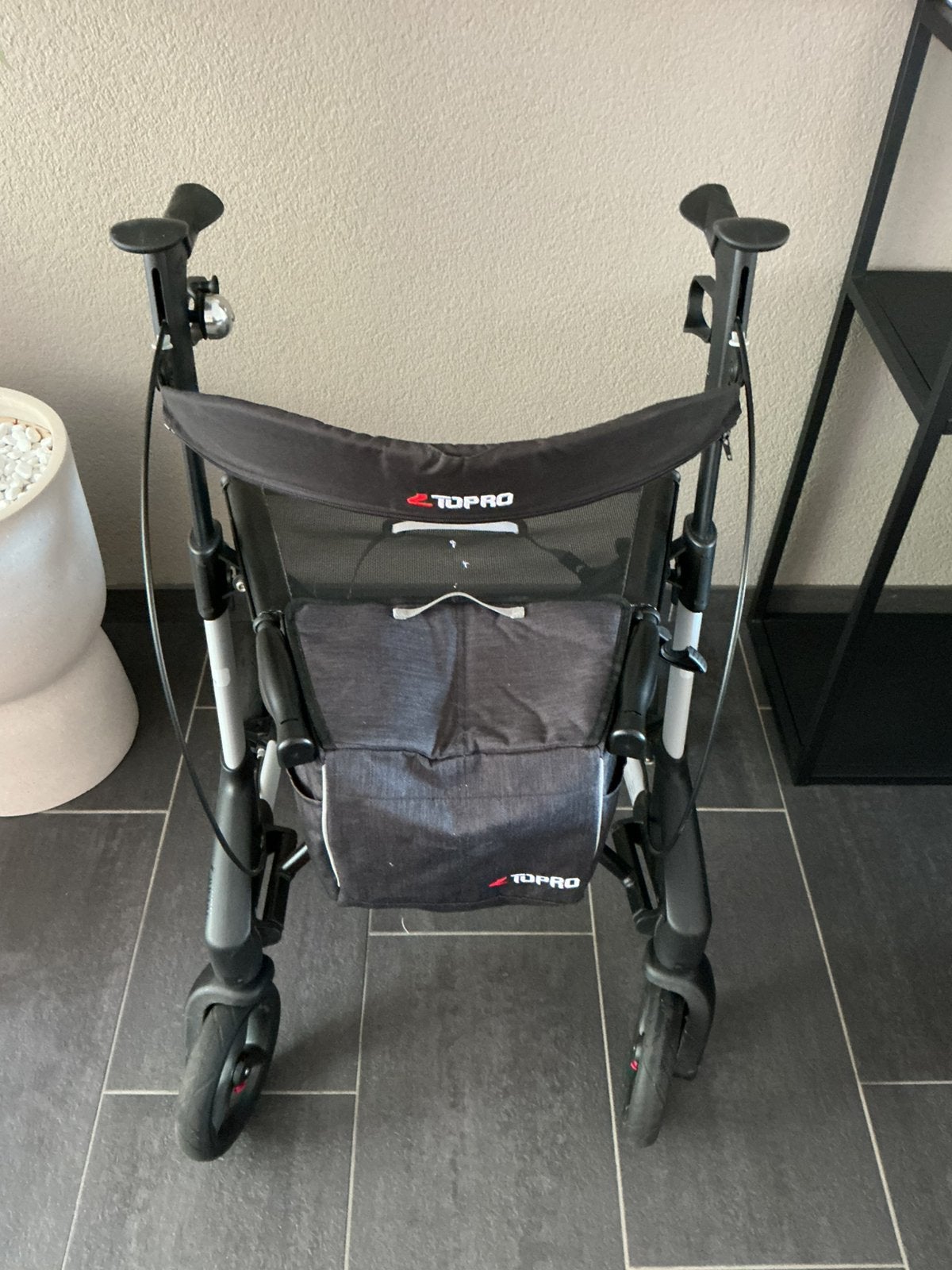Topro rollator Troja 5G, Ophalen, Zo goed als nieuw, Duwrolstoel