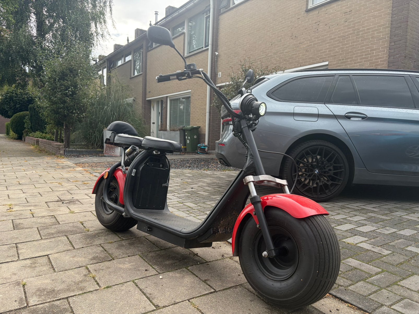 City coco 60v 2 accus !, Fietsen en Brommers, Snorfietsen en Snorscooters, Ophalen of Verzenden, Zo goed als nieuw, Elektrisch