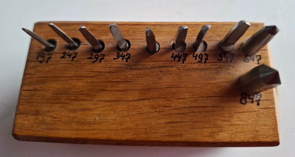 Set boren horend bij Bergeon verbus apparaat., Ophalen of Verzenden