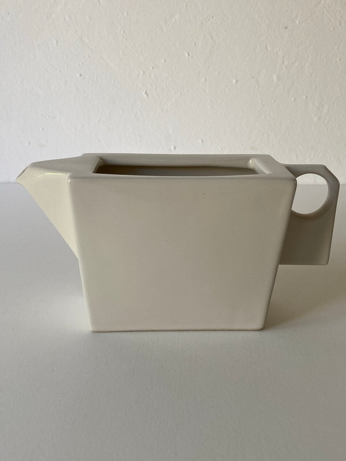 Melkkannetje Villeroy & Boch design Marc Pairon, Huis en Inrichting, Keuken | Servies, Kan, Villeroy & Boch, Ophalen of Verzenden
