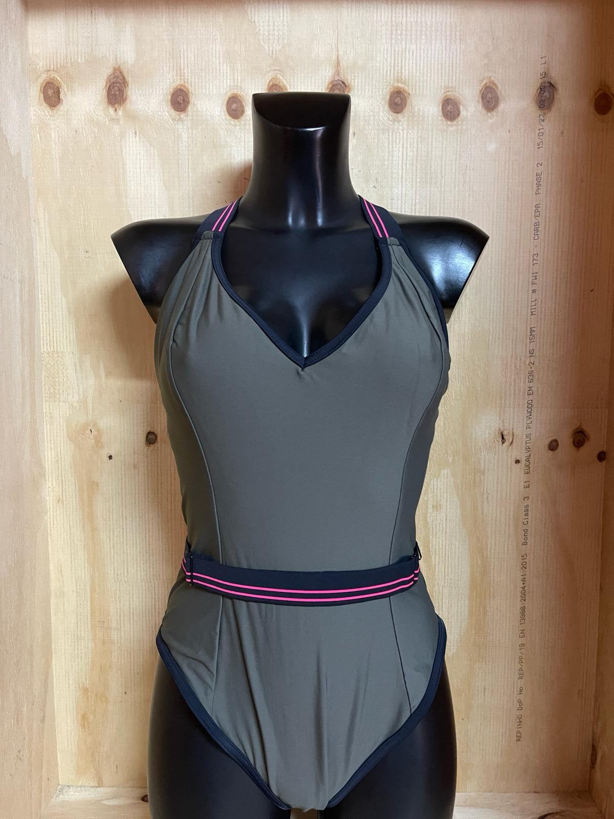 Freya halter badpak maat 42 club envy, Verzenden, Nieuw, Groen, Badpak