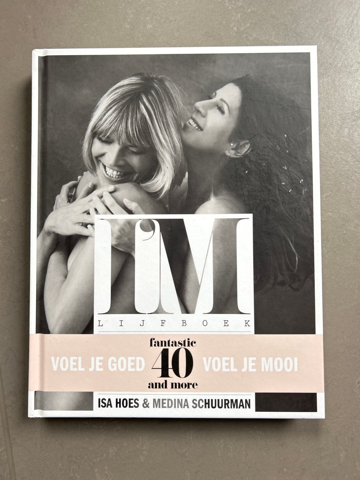 IMI Lijfboek: Voel je goed, voel je mooi - Isa Hoes & Medina, Boeken, Ophalen of Verzenden, Gelezen, Gezondheid en Conditie