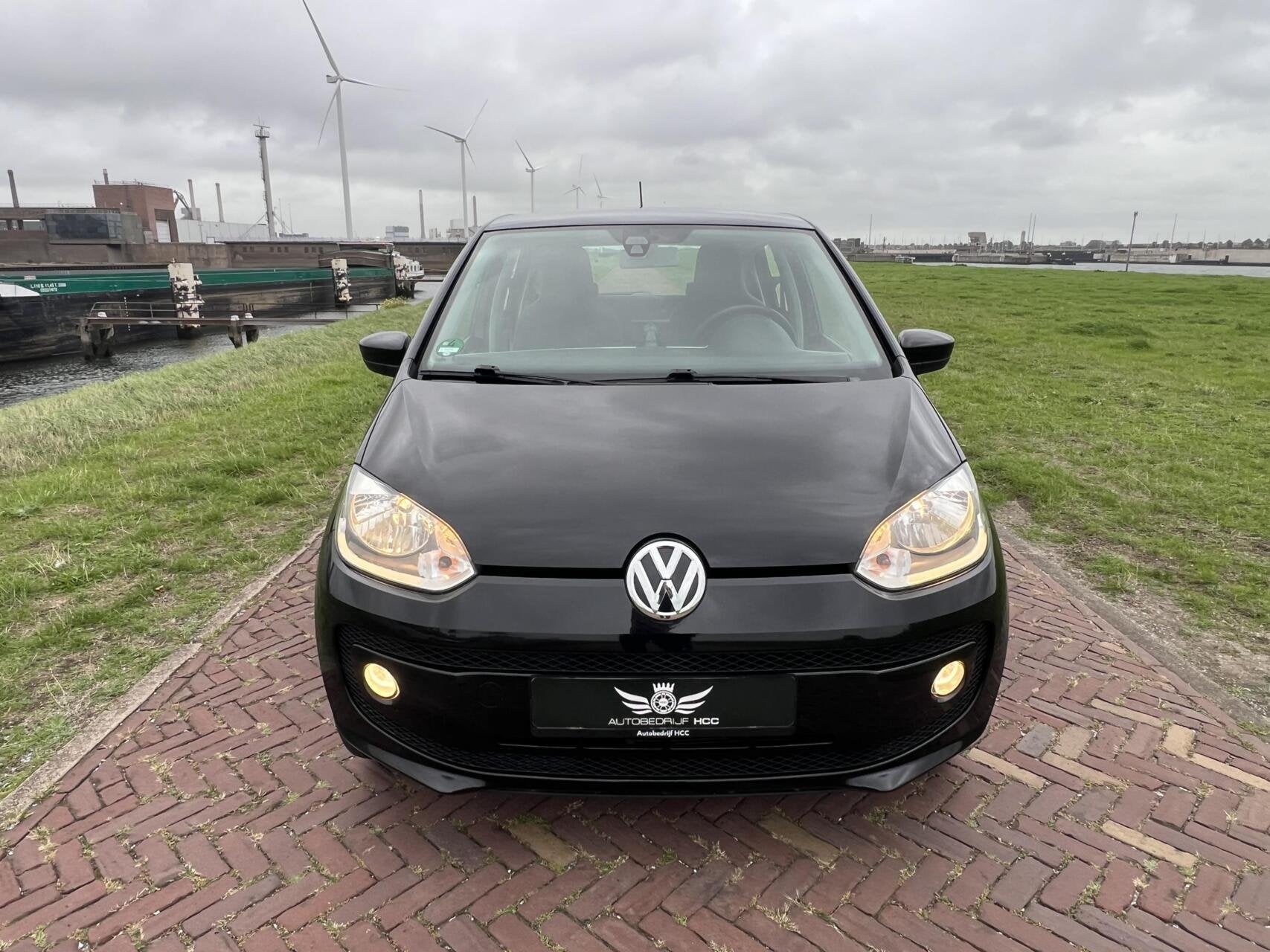 Volkswagen Up! 1.0 move up! AIRCO|CRUISE|NAVI|5DRS|APK 07-27, Auto's, Voorwielaandrijving, Stof, Gebruikt, 4 stoelen