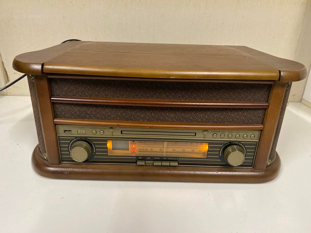 Platenspeler Soundmaster NR513A retro music center, Overige merken, 055-3552187, Schuttersweg 88; 7314 LJ Apeldoorn; Nederland
