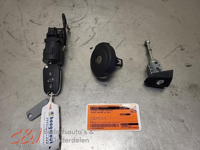 Slotenset Cilinder (compleet) van een Peugeot Partner, Auto-onderdelen, Gebruikt, -, -, Ophalen of Verzenden