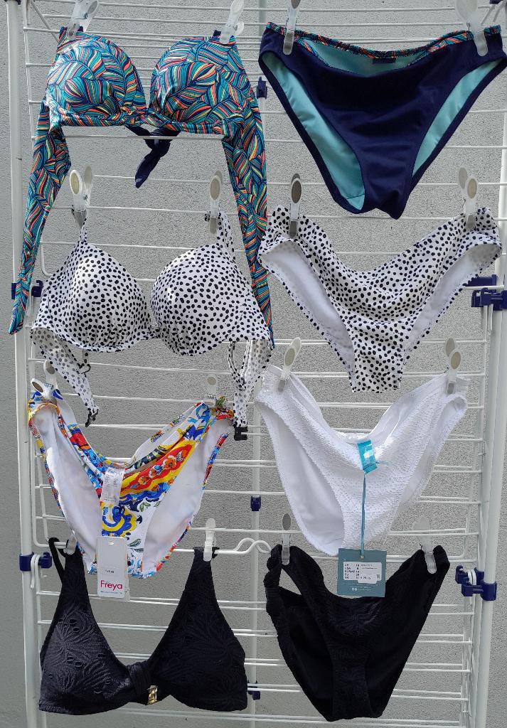 Mooie bikini's, tankini, bikinibroekjes nieuw & zgan mt M, Kleding | Dames, Badmode en Zwemkleding, Overige kleuren, Olaian, Ophalen of Verzenden