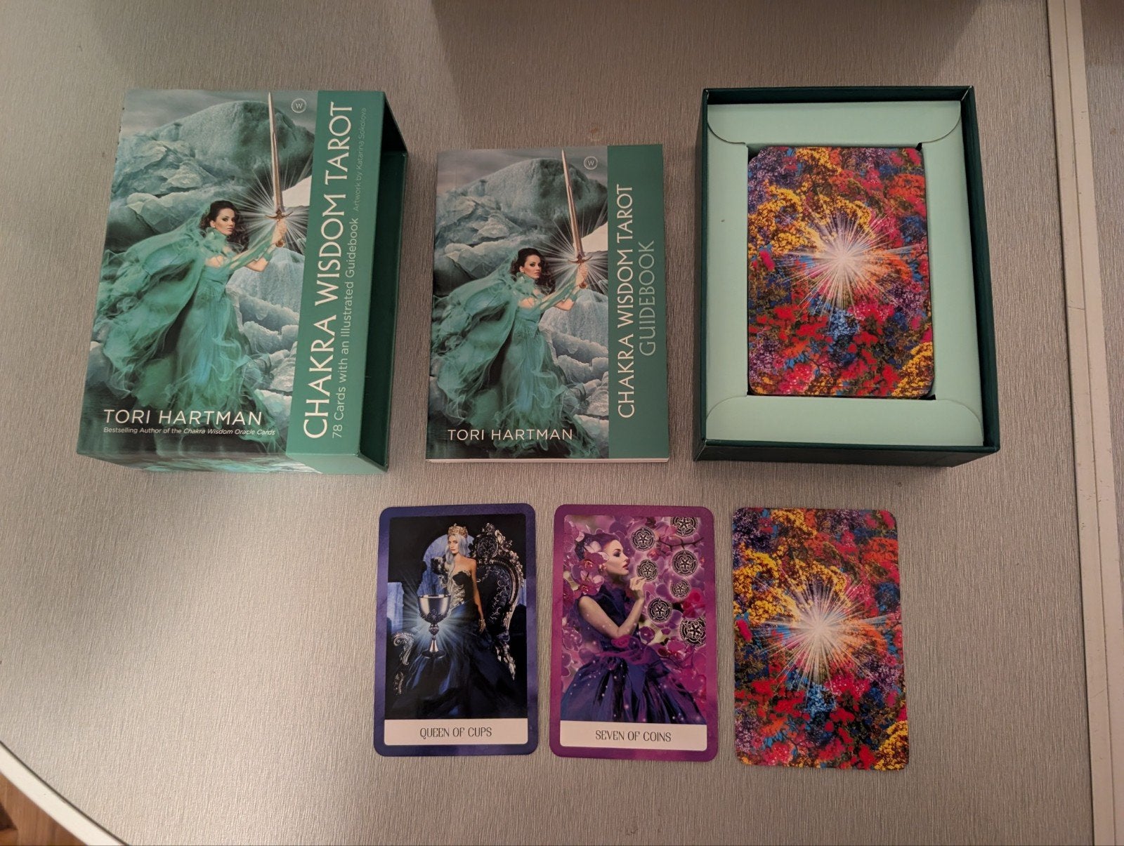 Chakra Wisdom Tarot: 78 kaarten met gidsboek, Boeken, Ophalen of Verzenden, Zo goed als nieuw, Tarot of Kaarten leggen, Overige typen