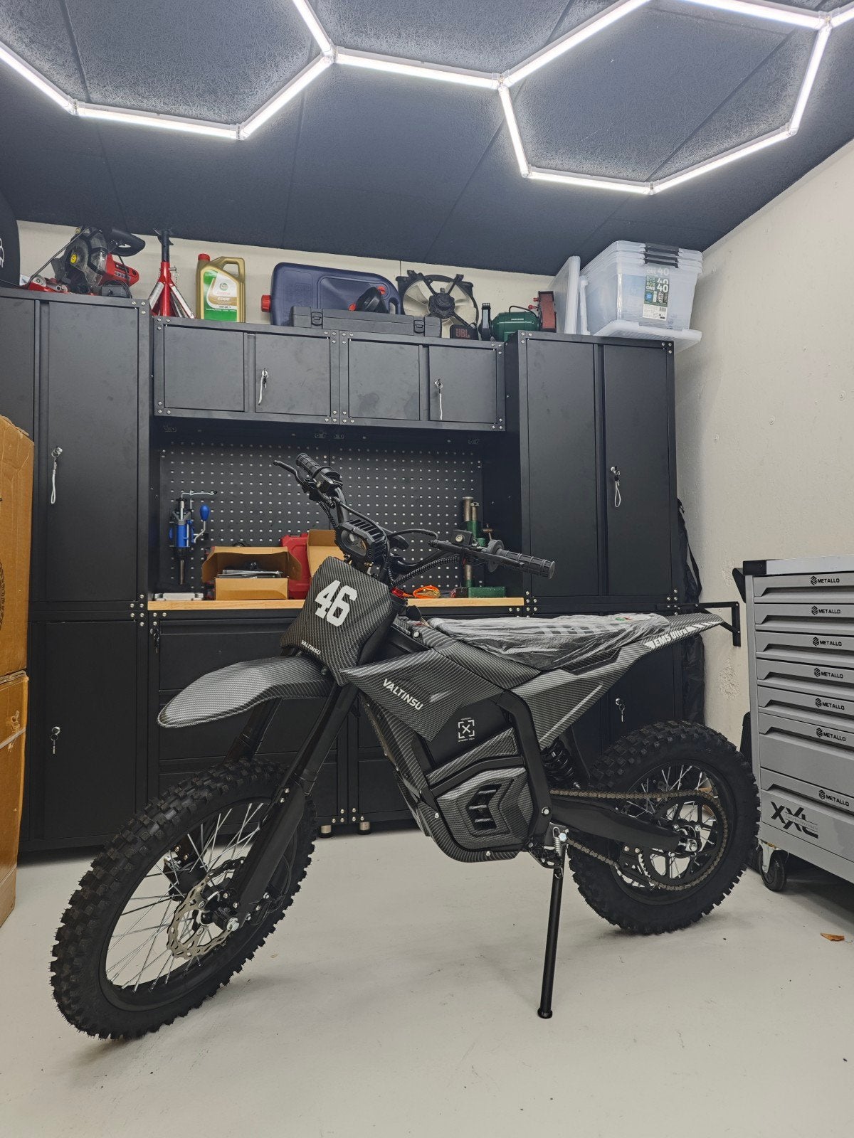 Valtinsu EM-5 Ultra Elektrische Dirt Bike — 72V 8000W Nieuw, Fietsen en Brommers, Valtinsu, Nieuw, Ophalen of Verzenden, Schijfrem