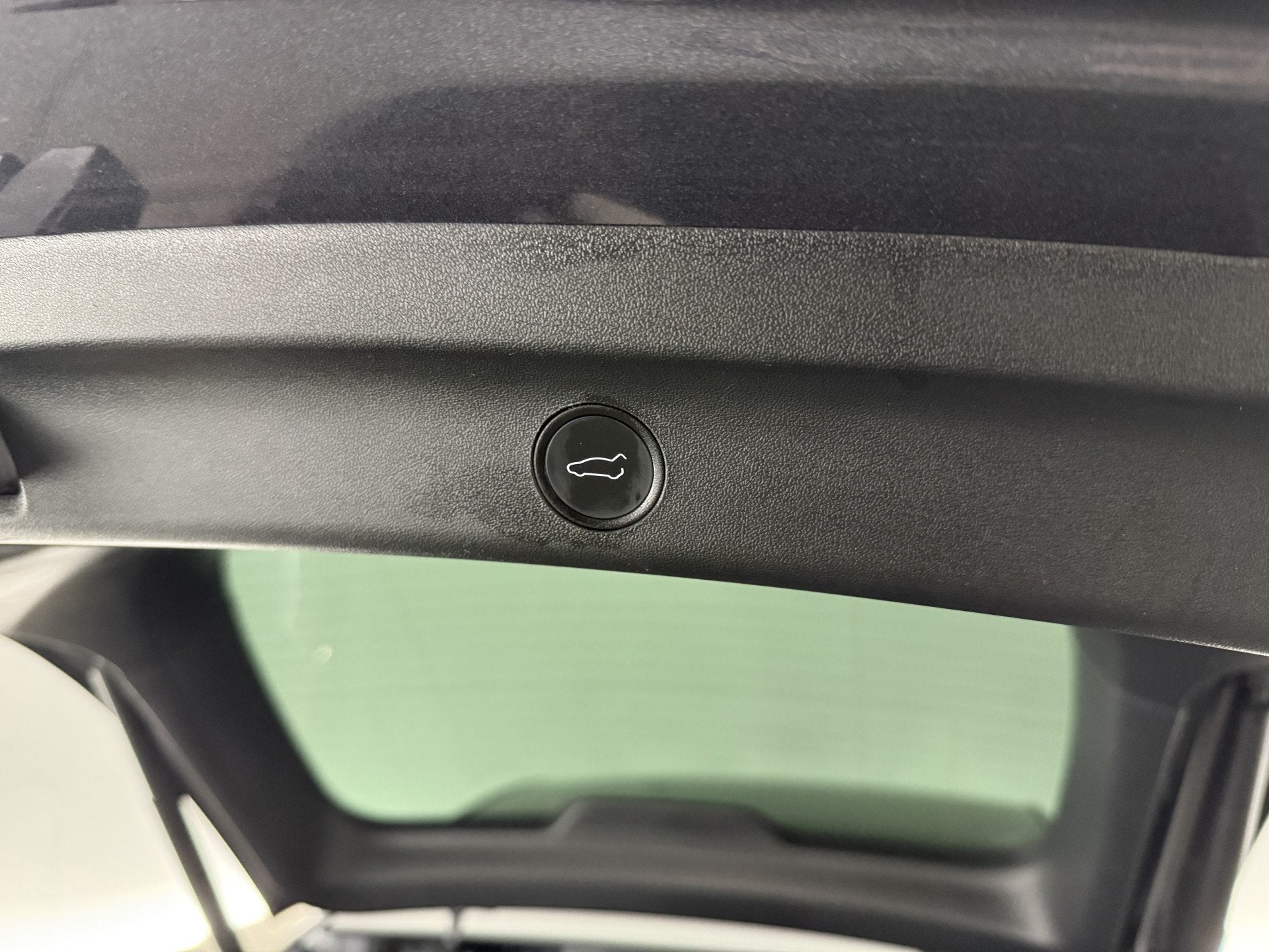 Foto 32 van Tesla Model Y Long Range AWD 75 kWh | Snelladen | SOH 90% |