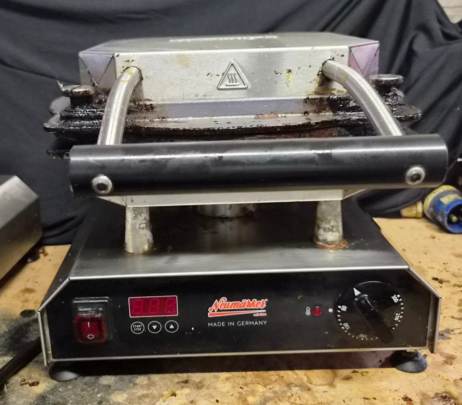 Neumarker multi bakapparaat 2800 Watt (nr 3), Ophalen of Verzenden, Gebruikt