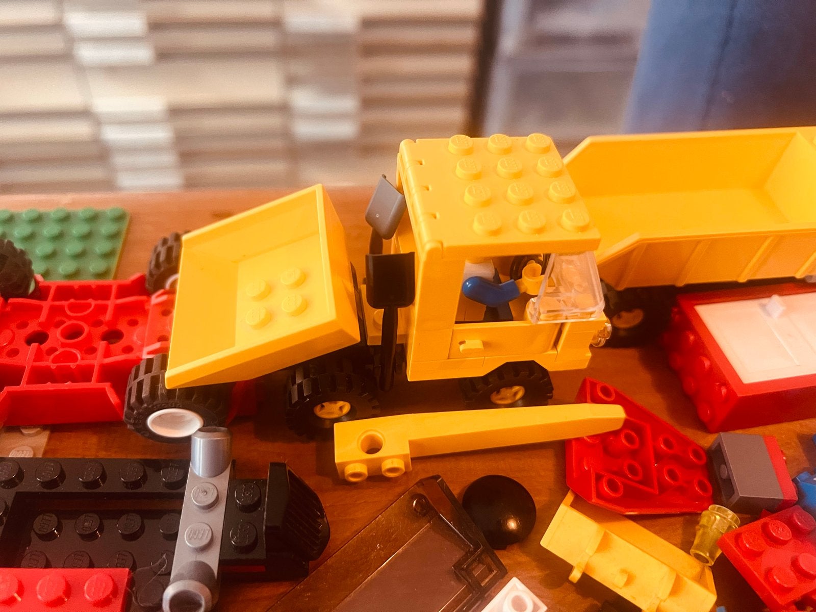 Foto 11 van Grote partij gemengde LEGO stenen en onderdelen