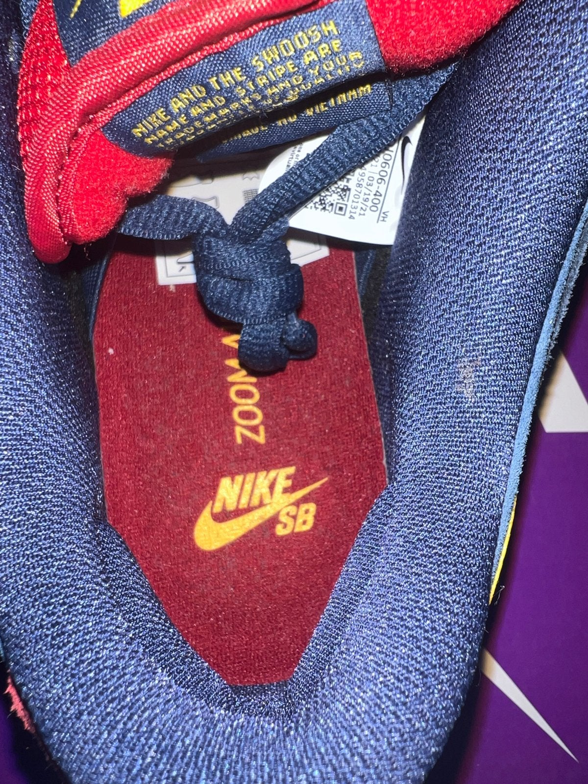 Nike Dunk Low SB Barcelona Maat 43, Ophalen of Verzenden, Nieuw, Overige kleuren, Sneakers of Gympen