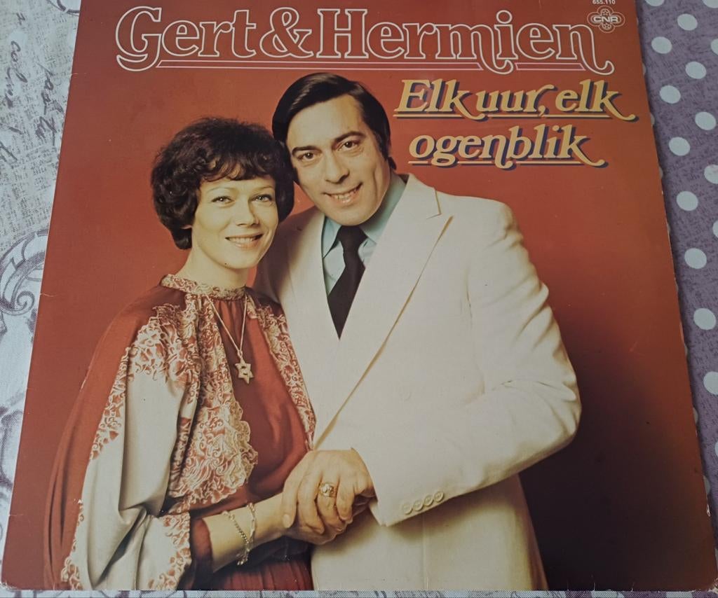 Gert &Hermien.    LP.     Elk Uur,Elk Ogenblik.  Zie Foto's., 1980 - 1989, Ophalen of Verzenden, Zo goed als nieuw, Levenslied of Smartlap
