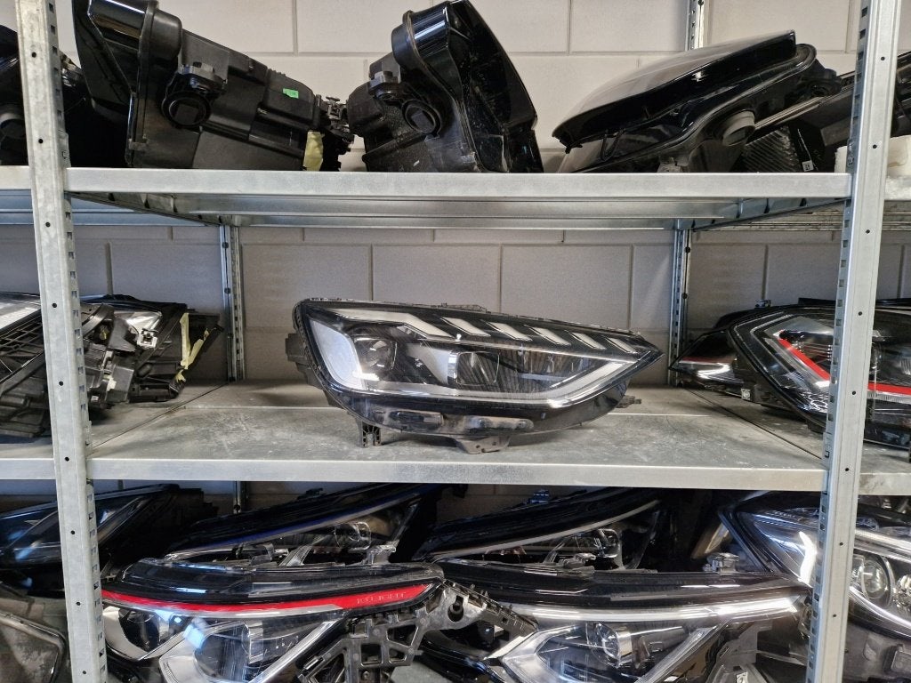 Audi A4 S4 8W VOL LED koplamp 034D rechts, Ophalen of Verzenden, Gebruikt, Audi